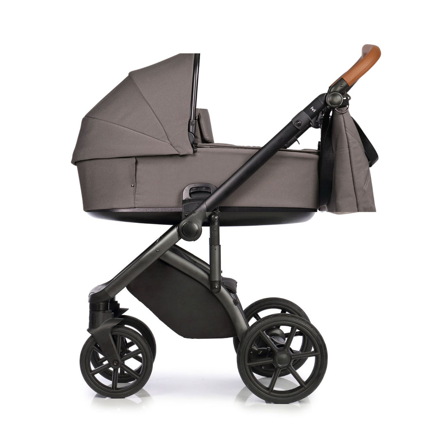 Bass Next Barnavagn - FRÍR Aukahlutapakki (Verðmæti 32.880) - Praline/Light Brown