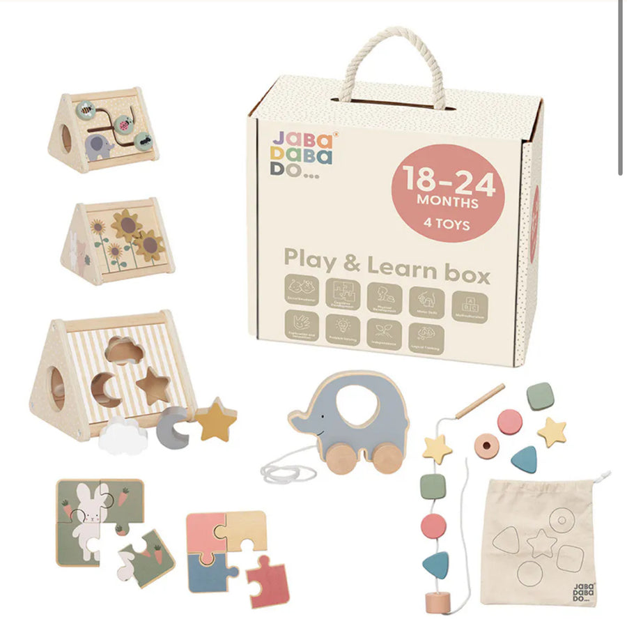 Play & Learn Box - 4 leikföng - 18-24mánaða